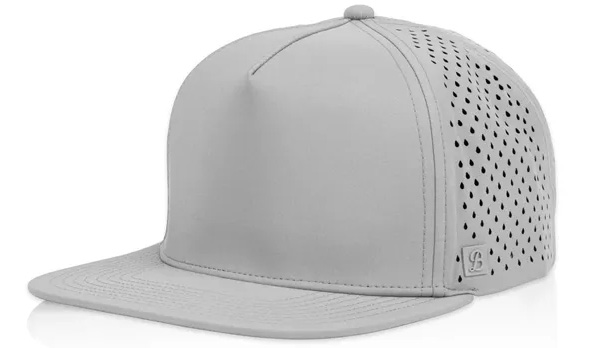 flat-brim cap