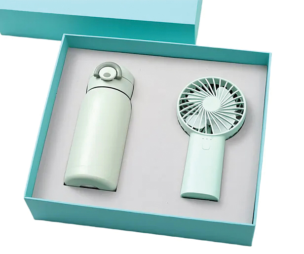 fan and tumbler set