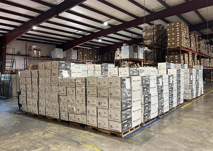 A monster 200,000 order of T-shirts