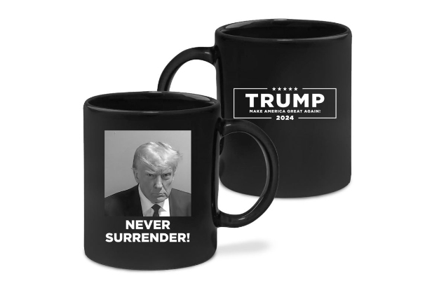 Trump mug shot mugs