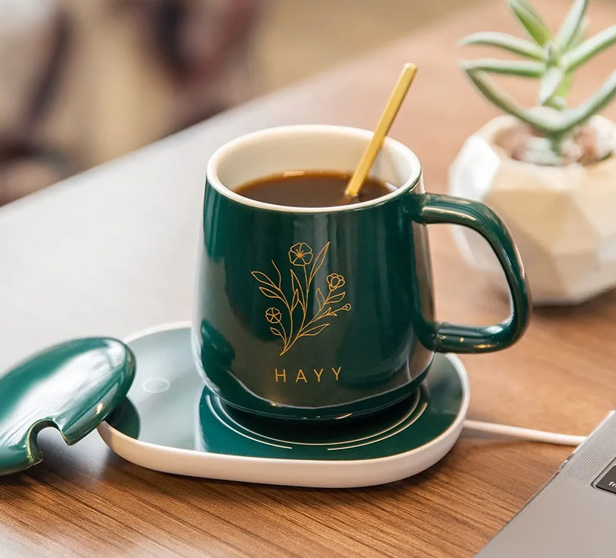 desk-friendly coffee warmer