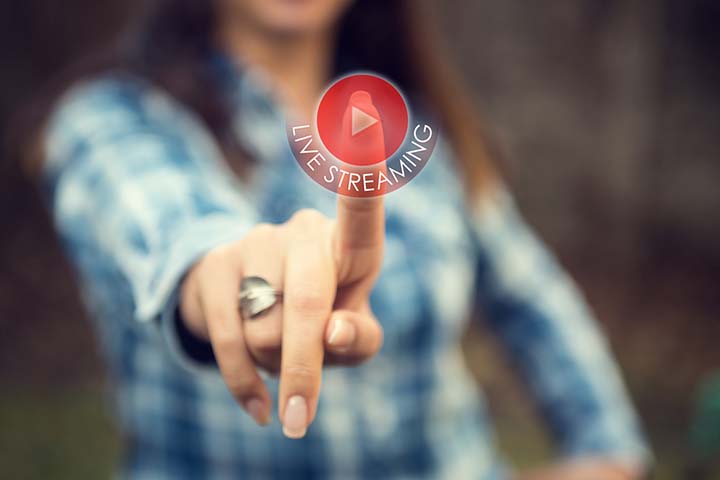 Episode 141: How To Run a Live Social Media Show