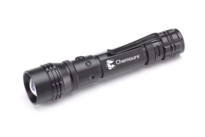 LED flashlight